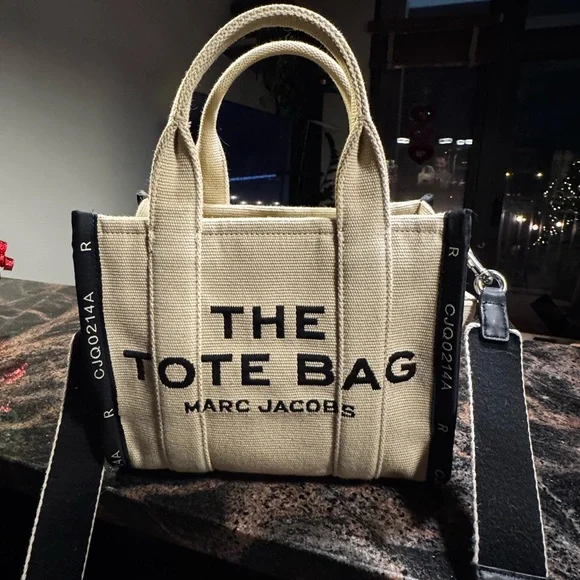 Marc Jacobs Jacquard Small Tote Bag - Picture 4 of 5